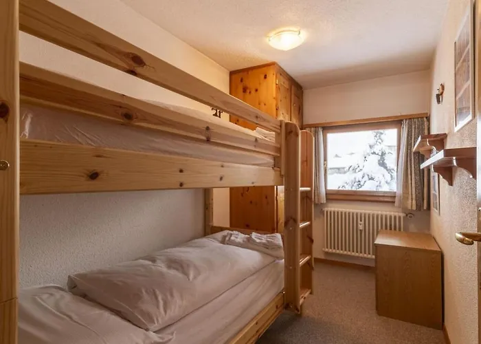 Apartment Chesa Panorama - Celerina *