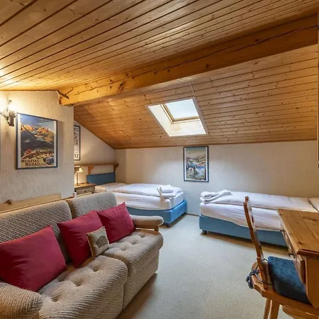 Apartment Chesa Panorama - Celerina